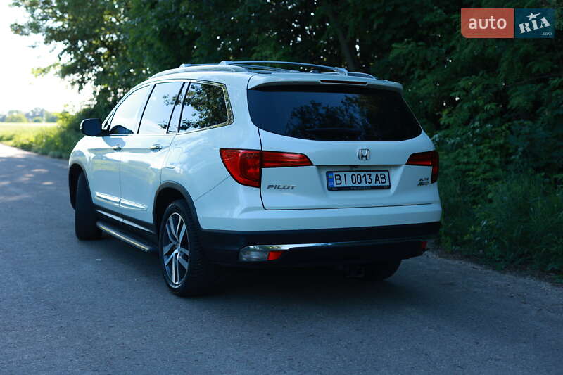 Внедорожник / Кроссовер Honda Pilot 2017 в Лубнах