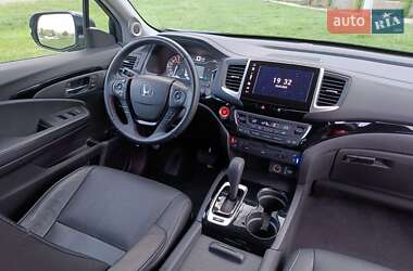 Внедорожник / Кроссовер Honda Pilot 2017 в 