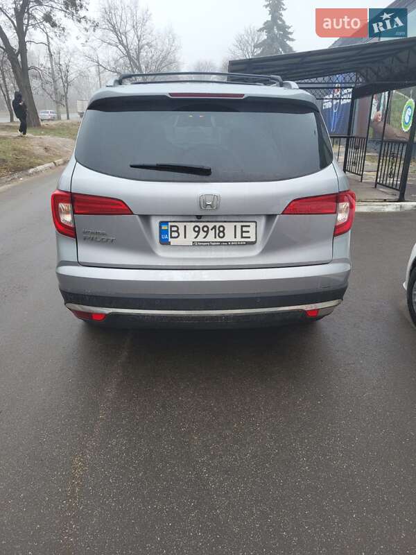 Внедорожник / Кроссовер Honda Pilot 2017 в Полтаве фото 3 Внедорожник / Кроссовер Honda Pilot 2017 в Полтаве