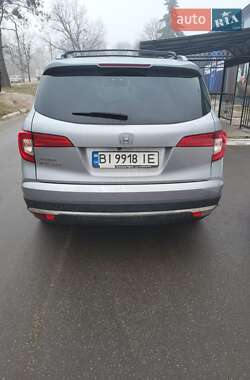 Внедорожник / Кроссовер Honda Pilot 2017 в 