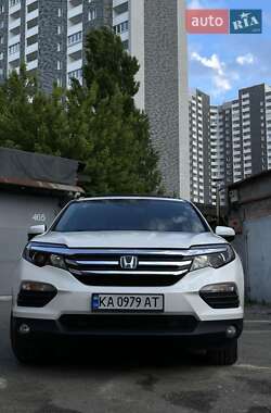Внедорожник / Кроссовер Honda Pilot 2017 в 