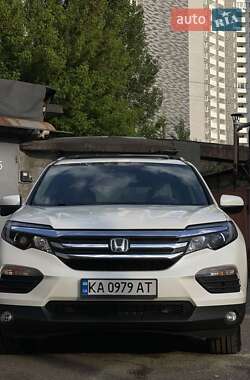 Внедорожник / Кроссовер Honda Pilot 2017 в 