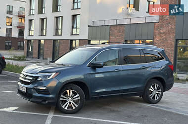 Внедорожник / Кроссовер Honda Pilot 2016 в Ровно