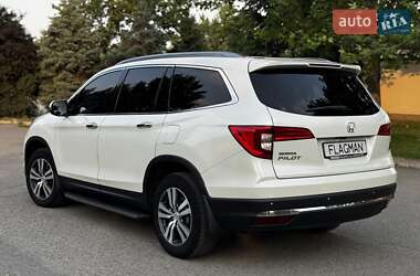 Внедорожник / Кроссовер Honda Pilot 2017 в 