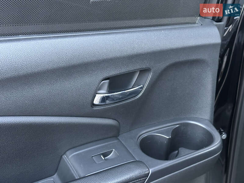 Внедорожник / Кроссовер Honda Pilot 2017 в Киеве