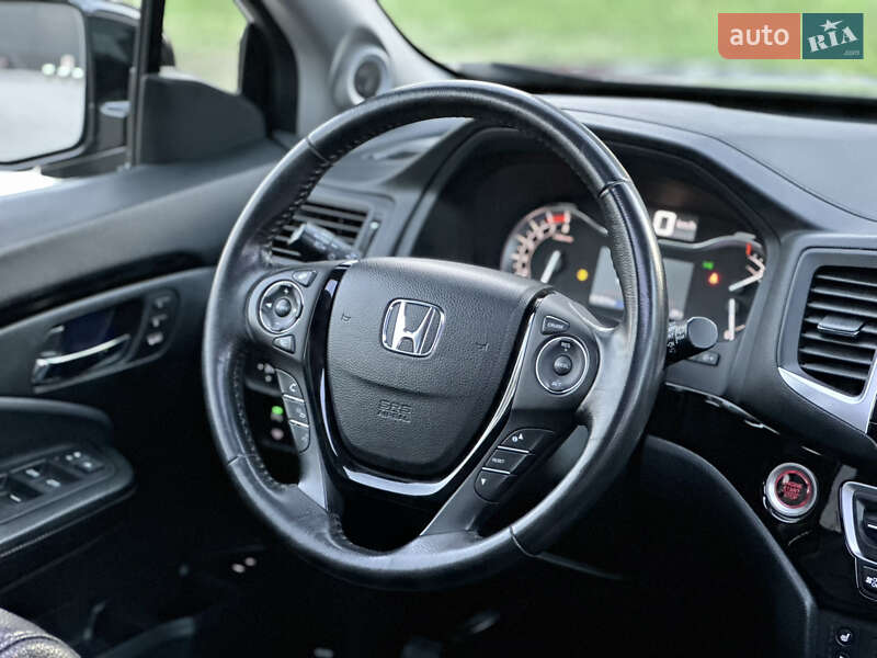 Внедорожник / Кроссовер Honda Pilot 2017 в Киеве