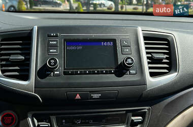 Внедорожник / Кроссовер Honda Pilot 2017 в 