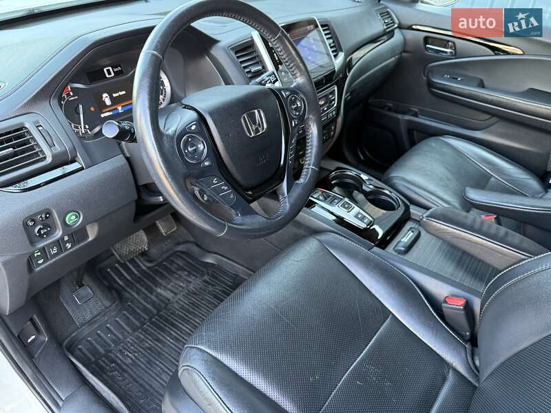Внедорожник / Кроссовер Honda Pilot 2017 в Киеве фото 50 Внедорожник / Кроссовер Honda Pilot 2017 в Киеве