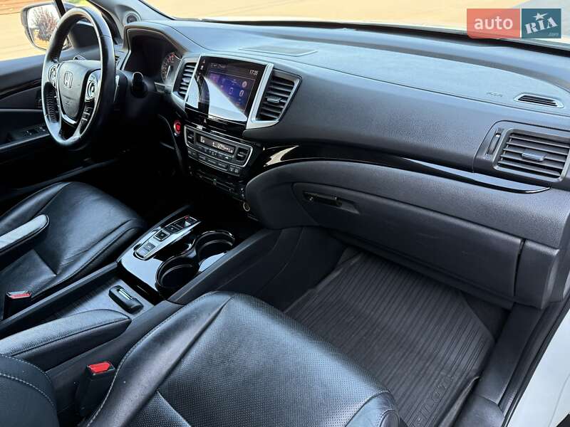 Внедорожник / Кроссовер Honda Pilot 2017 в Киеве фото 72 Внедорожник / Кроссовер Honda Pilot 2017 в Киеве