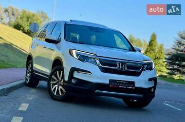 Внедорожник / Кроссовер Honda Pilot 2021 в 