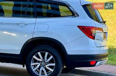 Внедорожник / Кроссовер Honda Pilot 2021 в 