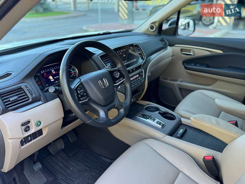 Позашляховик / Кросовер Honda Pilot 2021 в Києві фото 23 Позашляховик / Кросовер Honda Pilot 2021 в Києві