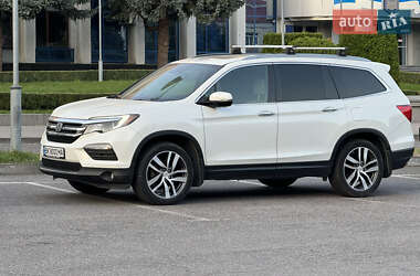 Внедорожник / Кроссовер Honda Pilot 2016 в 
