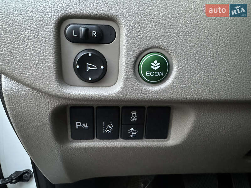 Внедорожник / Кроссовер Honda Pilot 2016 в Ровно фото 26 Внедорожник / Кроссовер Honda Pilot 2016 в Ровно