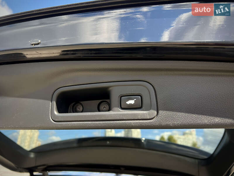 Внедорожник / Кроссовер Honda Pilot 2017 в Киеве фото 11 Внедорожник / Кроссовер Honda Pilot 2017 в Киеве