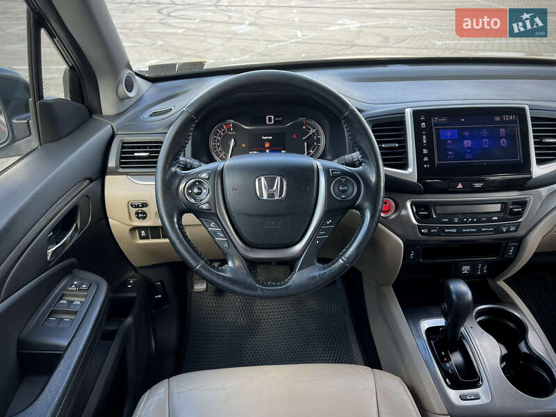Внедорожник / Кроссовер Honda Pilot 2017 в Киеве фото 24 Внедорожник / Кроссовер Honda Pilot 2017 в Киеве