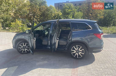 Внедорожник / Кроссовер Honda Pilot 2021 в 