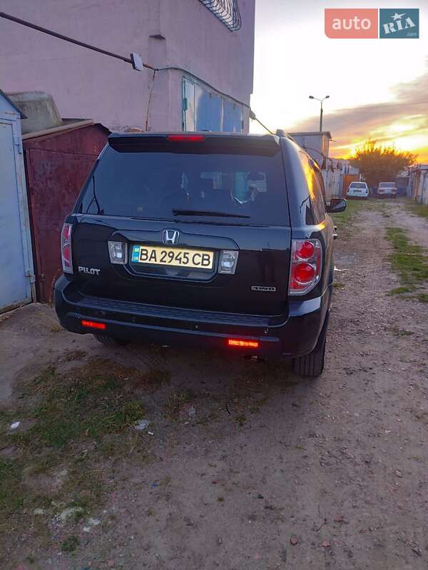 Внедорожник / Кроссовер Honda Pilot 2008 в Киеве