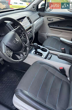 Внедорожник / Кроссовер Honda Pilot 2019 в 