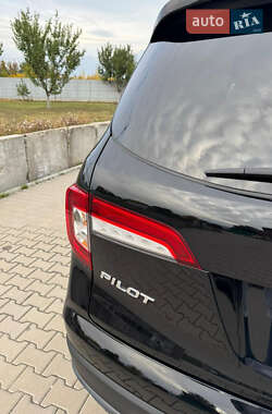 Внедорожник / Кроссовер Honda Pilot 2020 в 