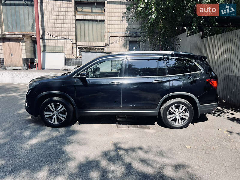 Позашляховик / Кросовер Honda Pilot 2017 в Києві фото 4 Позашляховик / Кросовер Honda Pilot 2017 в Києві