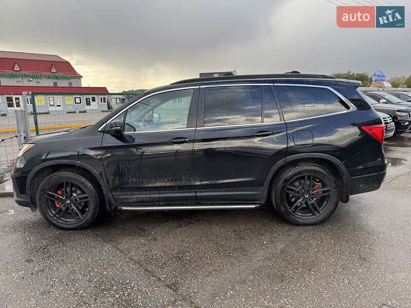 Позашляховик / Кросовер Honda Pilot 2019 в Києві фото 12 Позашляховик / Кросовер Honda Pilot 2019 в Києві