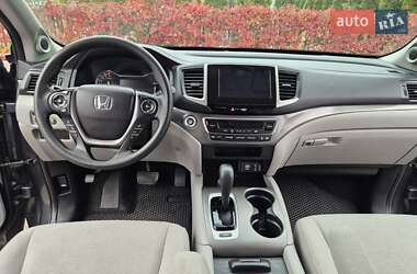 Позашляховик / Кросовер Honda Pilot 2018 в  фото 27 Позашляховик / Кросовер Honda Pilot 2018 в