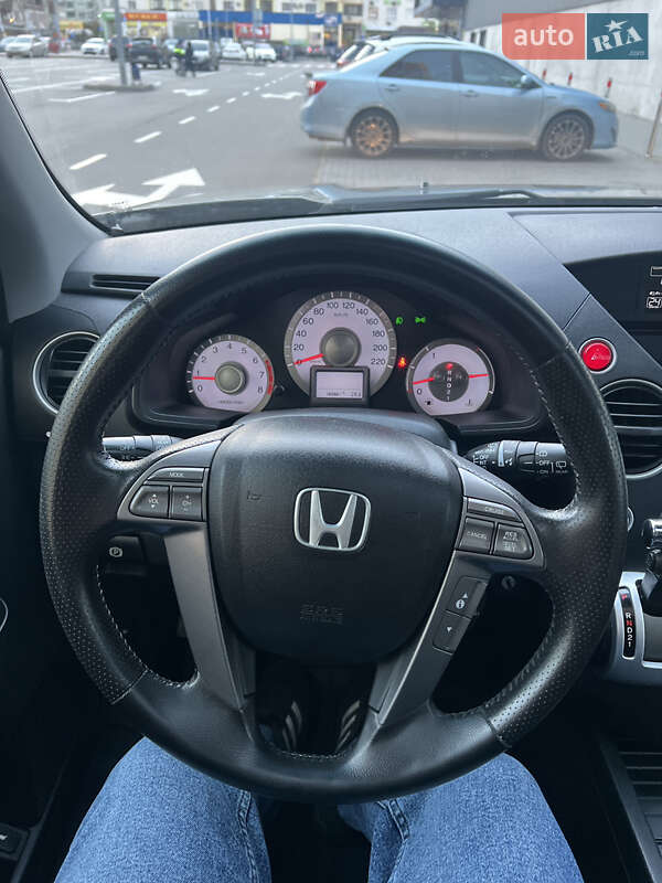 Внедорожник / Кроссовер Honda Pilot 2008 в Вишневом фото 22 Внедорожник / Кроссовер Honda Pilot 2008 в Вишневом