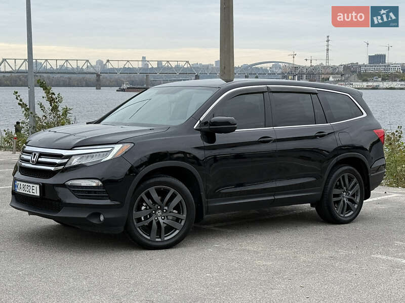 Позашляховик / Кросовер Honda Pilot 2017 в Києві