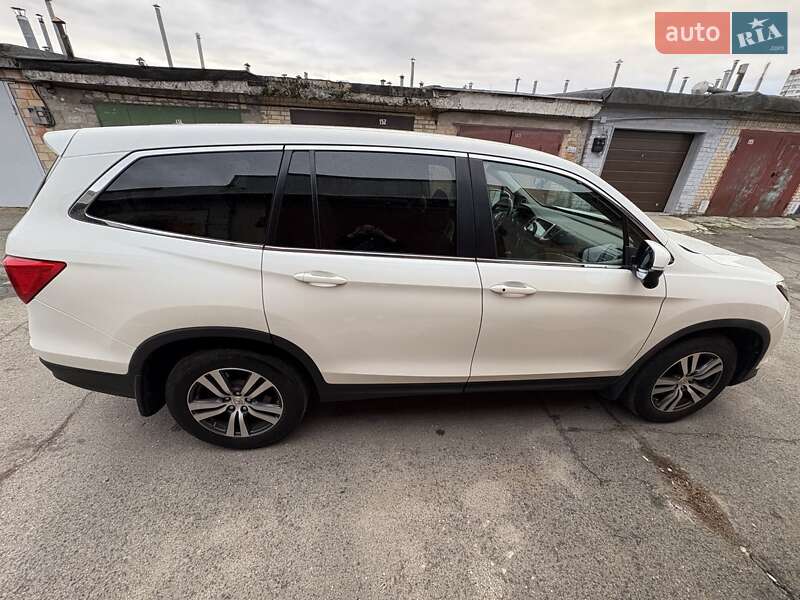 Внедорожник / Кроссовер Honda Pilot 2018 в Киеве фото 20 Внедорожник / Кроссовер Honda Pilot 2018 в Киеве