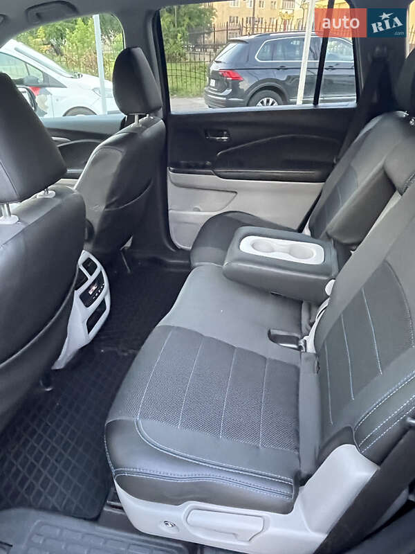 Внедорожник / Кроссовер Honda Pilot 2019 в Коломые фото 32 Внедорожник / Кроссовер Honda Pilot 2019 в Коломые