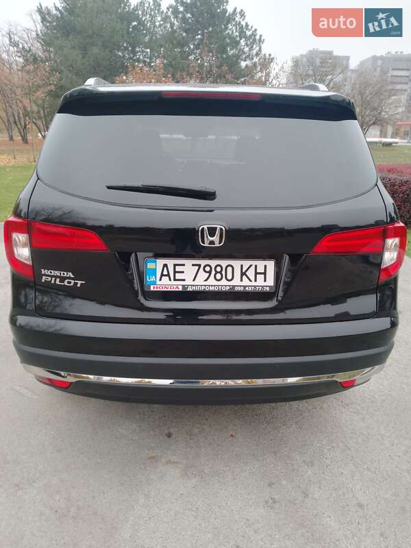 Позашляховик / Кросовер Honda Pilot 2018 в Дніпрі