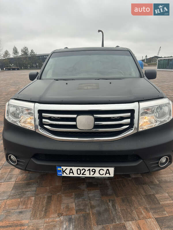 Внедорожник / Кроссовер Honda Pilot 2015 в Киеве
