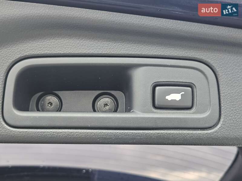 Позашляховик / Кросовер Honda Pilot 2016 в Києві