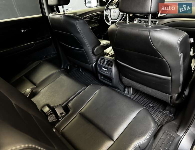 Внедорожник / Кроссовер Honda Pilot 2017 в Киеве фото 32 Внедорожник / Кроссовер Honda Pilot 2017 в Киеве
