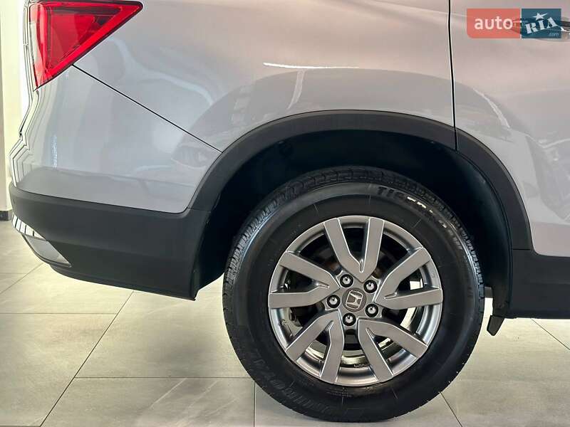 Позашляховик / Кросовер Honda Pilot 2018 в Львові