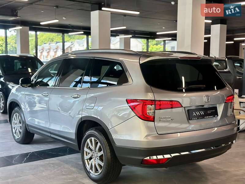 Позашляховик / Кросовер Honda Pilot 2018 в Львові