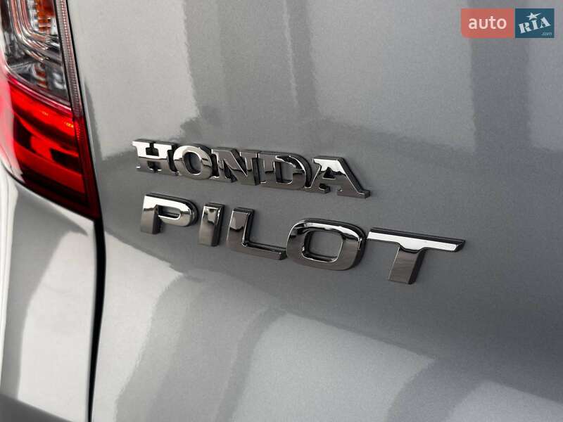 Позашляховик / Кросовер Honda Pilot 2018 в Львові