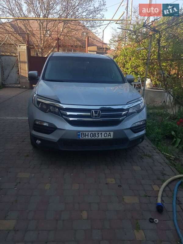 Позашляховик / Кросовер Honda Pilot 2016 в Одесі