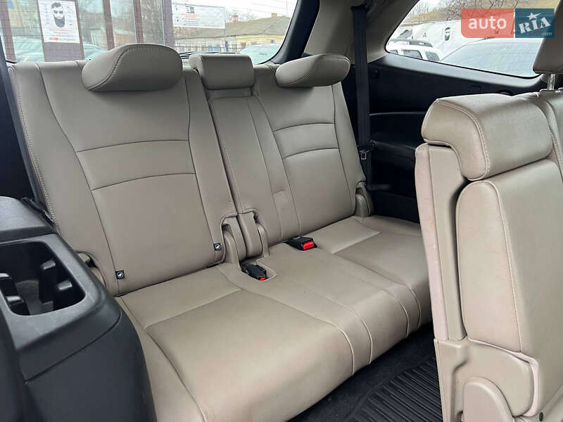 Внедорожник / Кроссовер Honda Pilot 2016 в Полтаве