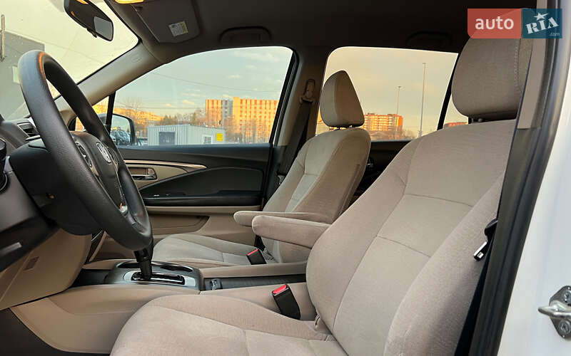 Внедорожник / Кроссовер Honda Pilot 2017 в Львове