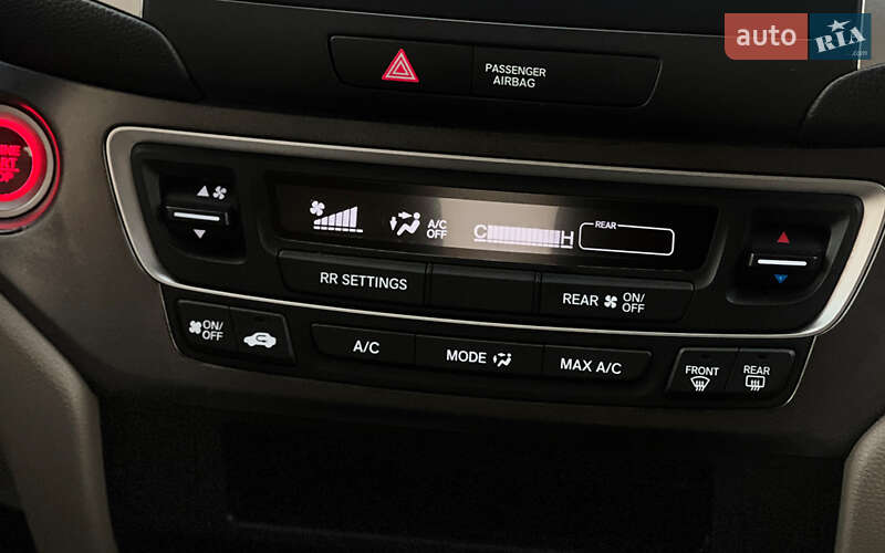 Внедорожник / Кроссовер Honda Pilot 2017 в Львове