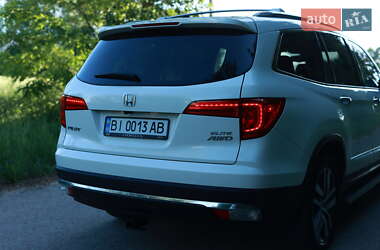 Позашляховик / Кросовер Honda Pilot 2017 в Києві