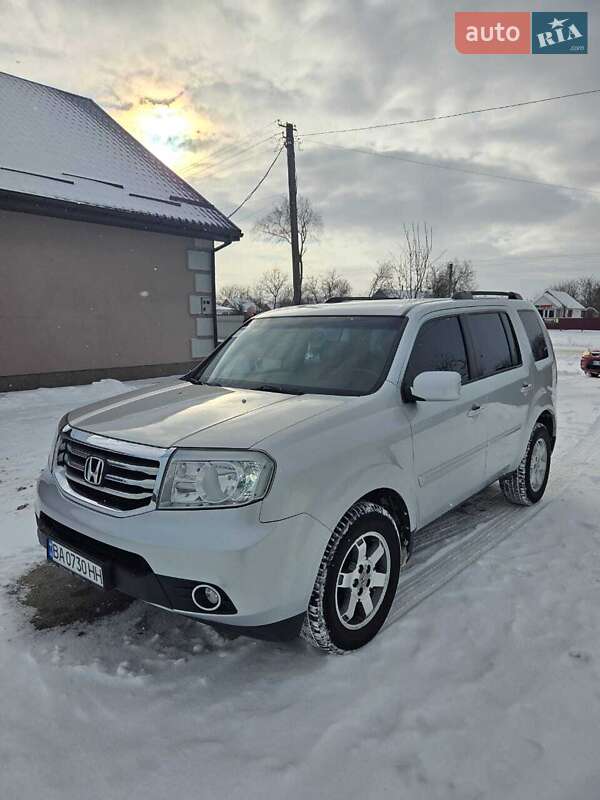 Внедорожник / Кроссовер Honda Pilot 2008 в Хороле