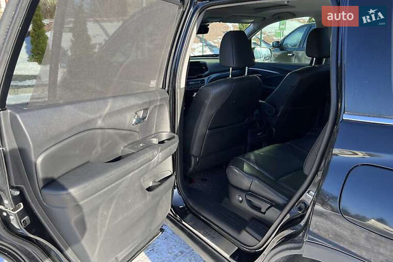 Позашляховик / Кросовер Honda Pilot 2019 в Чернівцях