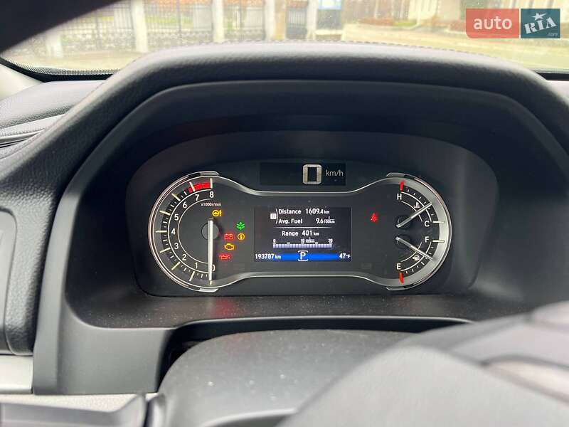 Внедорожник / Кроссовер Honda Pilot 2015 в Киеве