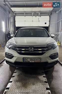 Позашляховик / Кросовер Honda Pilot 2017 в Самборі