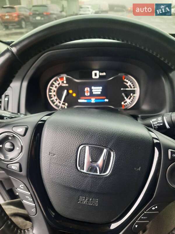 Позашляховик / Кросовер Honda Pilot 2017 в Полтаві фото 11 Позашляховик / Кросовер Honda Pilot 2017 в Полтаві