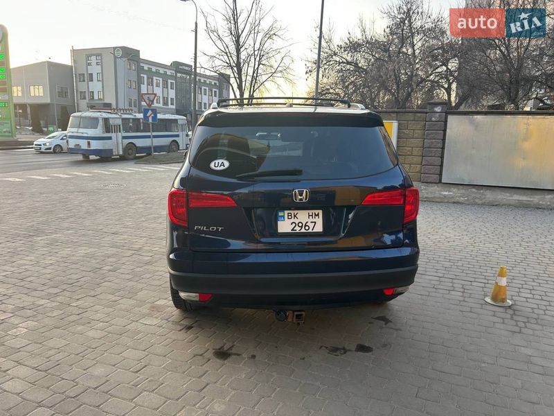 Внедорожник / Кроссовер Honda Pilot 2016 в Ровно
