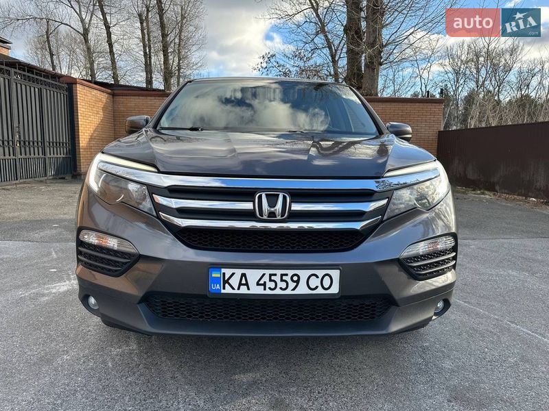 Внедорожник / Кроссовер Honda Pilot 2017 в Киеве